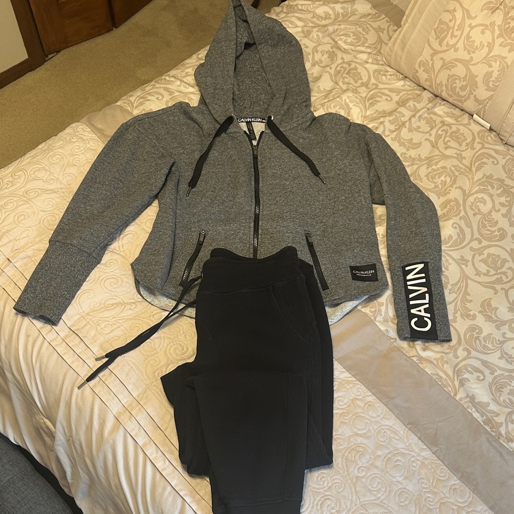 Calvin Klein Heather Gray Zip-Up Hoodie and Black Joggers